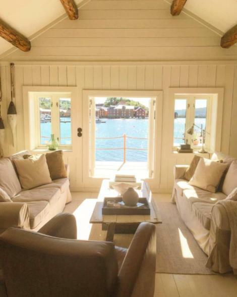 The Boathouse Hotel Rakvag Exterior photo
