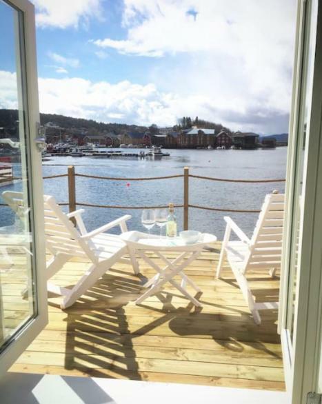 The Boathouse Hotel Rakvag Exterior photo
